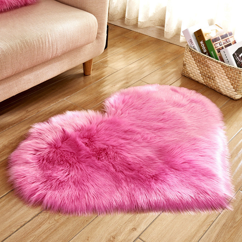 LuxeFur Heart Pink